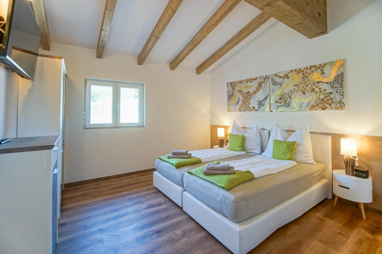 Auszeit Steiraland Penthouse 9 Mit Grossen Balkon Und Parkplatz Apartment Leoben  Exterior photo